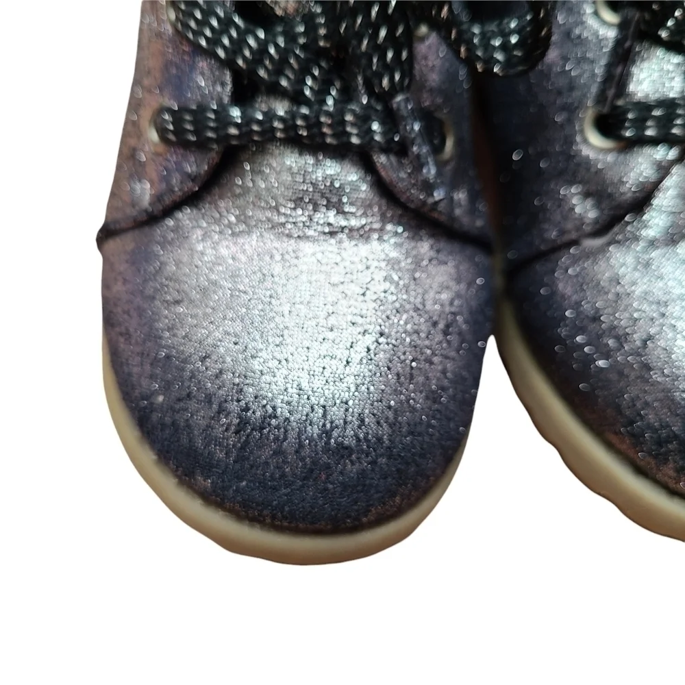 Baby Gap Faux Fur Trim and Sparkle Booties, Size 8 toddler